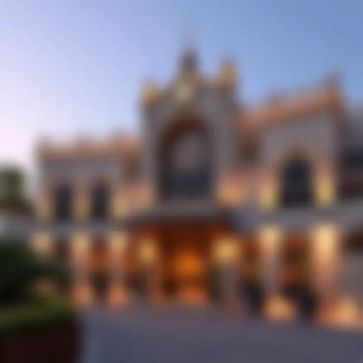 Exterior view of مطعم الخيمة جميرا showcasing its architectural beauty